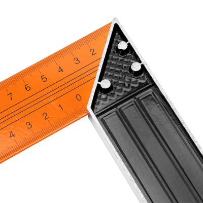 Угольник, 350 мм, металлический Sparta по ценам производителя в Челябинске с доставкой по всей России