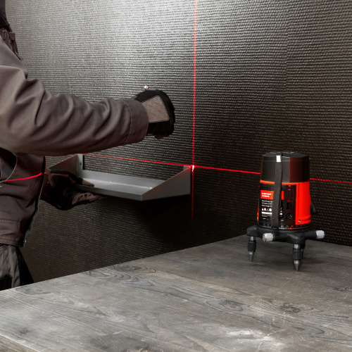 Лазерный уровень CRX-30R, 30 м, красный луч, батарейки, резьба 5/8" MTX по ценам производителя в Челябинске с доставкой по всей России