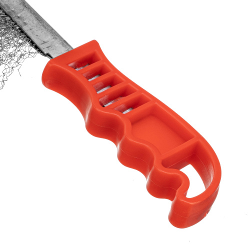 Щетка металлическая фосфатированная, пластиковая ручка Matrix по ценам производителя в Челябинске с доставкой по всей России