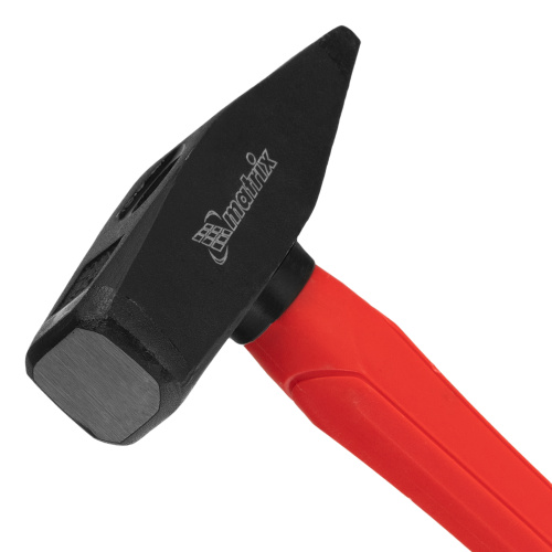 Молоток слесарный optimal, 600 г, фибергласовая обрезиненная рукоятка, квадратный боек Matrix по ценам производителя в Челябинске с доставкой по всей России