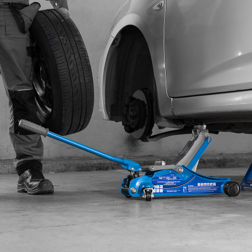 Домкрат гидравлический подкатной, поворотная рукоятка, 2 т, Low Profile, 100-350 мм Stels по ценам производителя в Челябинске с доставкой по всей России