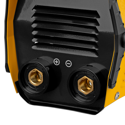 Аппарат инверторный дуговой сварки DS-230 Compact, 230 А, ПВ 70%, диаметр электрода 1.6-5 мм Denzel по ценам производителя в Челябинске с доставкой по всей России