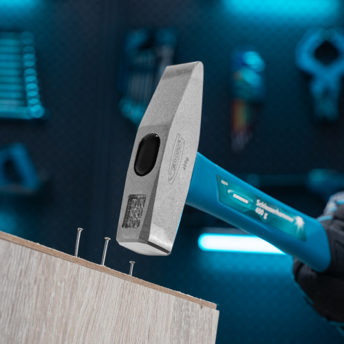 Молоток слесарный, 400 г, квадратный боек, фибергласовая обрезиненная рукоятка Gross по ценам производителя в Челябинске с доставкой по всей России