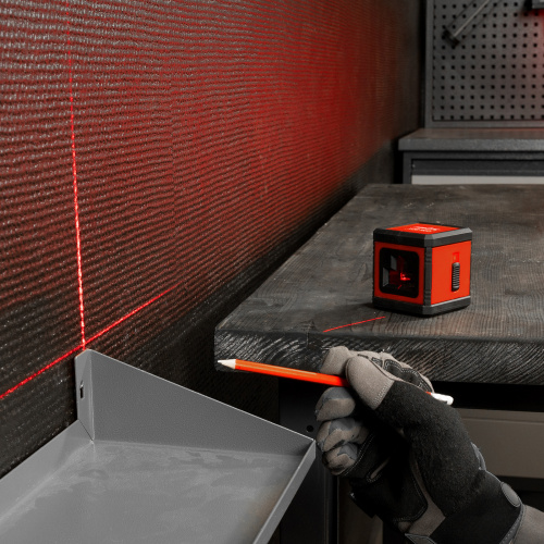Лазерный уровень XQB RED Basic SET, 10 м, красный луч, батарейки, резьба 1/4" MTX по ценам производителя в Челябинске с доставкой по всей России