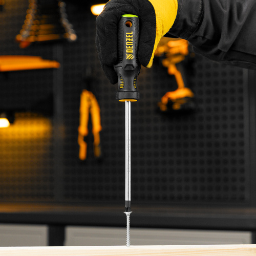 Отвертка, PZ3x150 мм, S2, 3к рукоятка Denzel по ценам производителя в Челябинске с доставкой по всей России