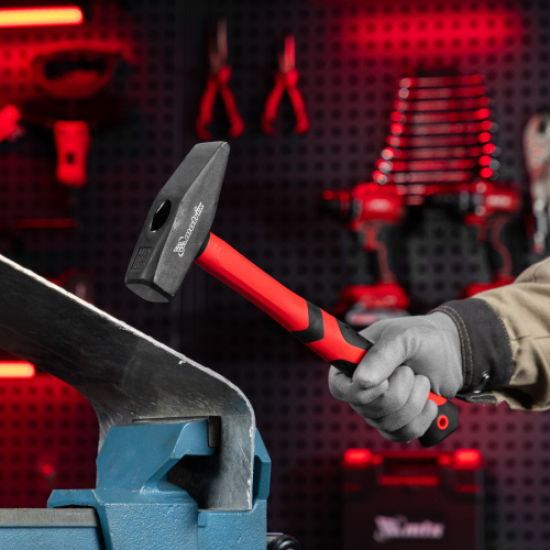 Молоток слесарный, 1000 г, фибергласовая обрезиненная рукоятка Matrix по ценам производителя в Челябинске с доставкой по всей России