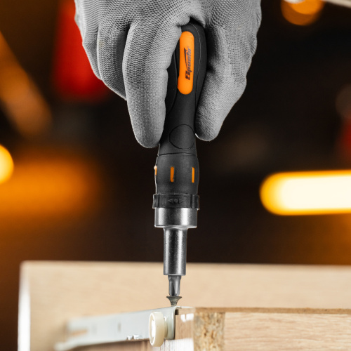 Отвертка реверсивная с набором бит, CrV, 12 шт, Sparta по ценам производителя в Челябинске с доставкой по всей России