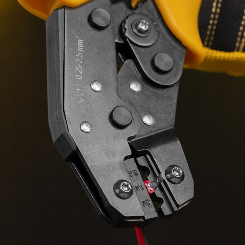 Клещи для обжима неизолированных наконечников НК и НВ, разъемов РП, 0,25 - 2,5 мм2 Denzel по ценам производителя в Челябинске с доставкой по всей России