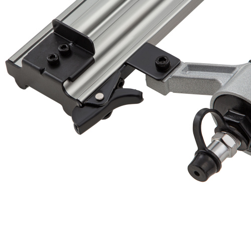 Нейлер пневматический для гвоздей от 10 до 50 мм Matrix по ценам производителя в Челябинске с доставкой по всей России