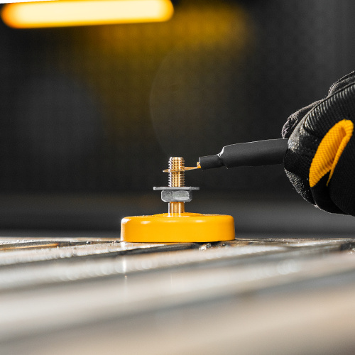 Клемма магнитная "масса" для сварочных работ Denzel по ценам производителя в Челябинске с доставкой по всей России