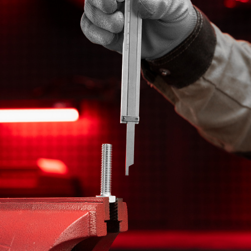 Штангенциркуль, 150 мм, стрелочный Matrix по ценам производителя в Челябинске с доставкой по всей России