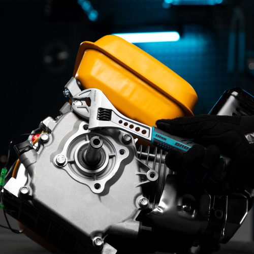 Ключ разводной, 250 мм, CrV, двухкомпонентная ручка Gross по ценам производителя в Челябинске с доставкой по всей России