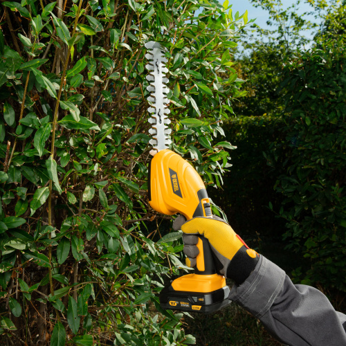 Ножницы-кусторез аккумуляторные  CGS-100, 18В Li-Ion Denzel по ценам производителя в Челябинске с доставкой по всей России