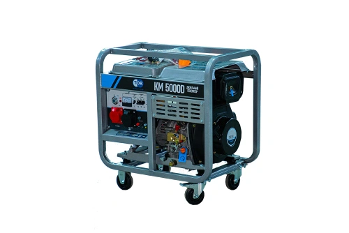 Генератор дизельный 5,0 кВт 380В/1,6 кВт 220В 15 л с электростартером TOR KM5000D по ценам производителя в Челябинске с доставкой по всей России
