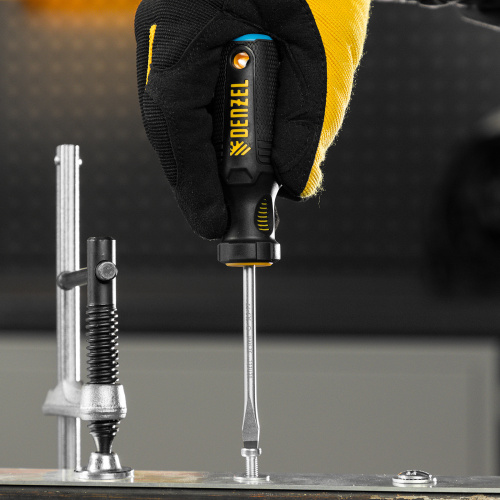 Отвертка, SL5x75 мм, S2, 3к рукоятка Denzel по ценам производителя в Челябинске с доставкой по всей России