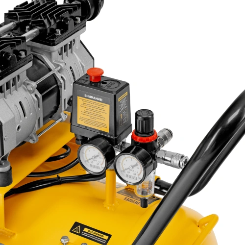 Компрессор безмасляный, малошумный DLS 1800/100,1800 Вт, 3x600, 100 л, 345 л/мин Denzel по ценам производителя в Челябинске с доставкой по всей России