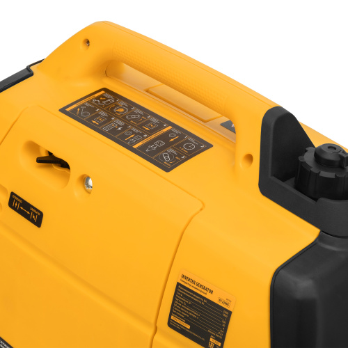 Генератор инверторный GT-2200iS, 2.2 кВт, 230 В, бак 4 л, закрытый корпус, ручной старт Denzel по ценам производителя в Челябинске с доставкой по всей России