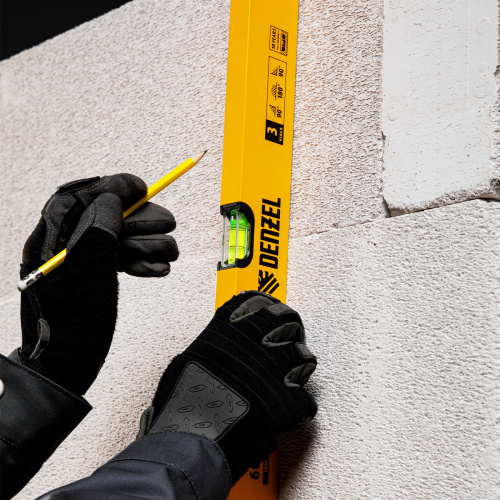 Уровень алюминиевый, 600 мм, фрезерованный, 3 глазка Denzel по ценам производителя в Челябинске с доставкой по всей России