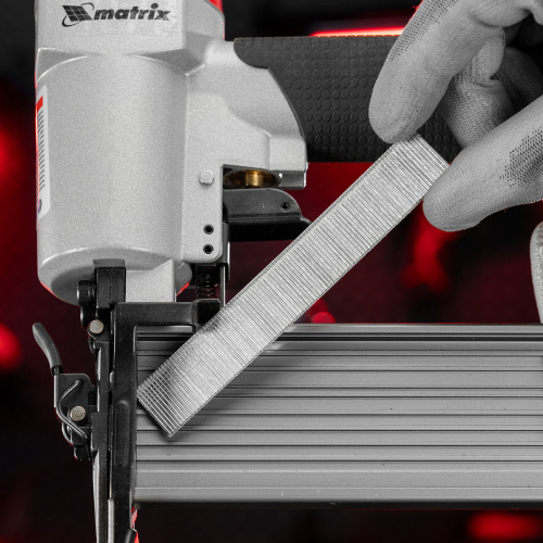 Гвозди для пневматического нейлера, длина 20 мм, ширина 1.25 мм, толщина 1 мм, 5000 шт Matrix по ценам производителя в Челябинске с доставкой по всей России