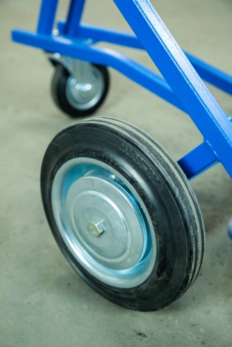 Тележка для баллонов пропан + кислород TOR ТГК-П, 2 баллона (250 резина + 160 поворотное) по ценам производителя в Челябинске с доставкой по всей России