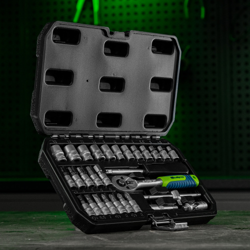 Набор инструментов, 1/4", пластиковый кейс, 29 предметов Сибртех по ценам производителя в Челябинске с доставкой по всей России