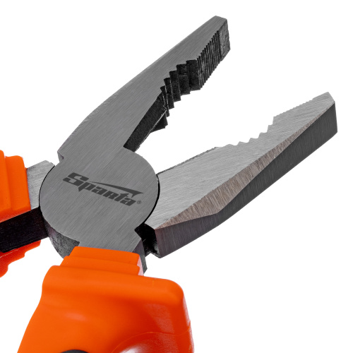 Плоскогубцы комбинированные Comfort, 200 мм, шлифованные, двухкомпонентные рукоятки Sparta по ценам производителя в Челябинске с доставкой по всей России