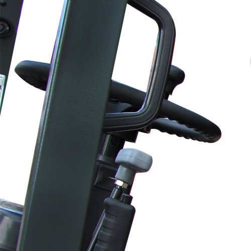 Дизельный вилочный погрузчик CPCD15-XCK2 с тремя линиями гидравлики по ценам производителя в Челябинске с доставкой по всей России