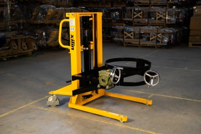 Штабелер-бочкокантователь гидравлический 0,35 т 1,94 м XILIN YTD-35 по ценам производителя в Челябинске с доставкой по всей России