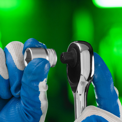 Ключ-трещотка 3/8", 45 зубьев, с быстрым сбросом, CrV, хром Сибртех по ценам производителя в Челябинске с доставкой по всей России