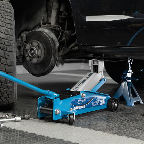 Домкрат гидравлический подкатной, высокий подъем, 3т, SUV, 190-535 мм, в кейсе Stels по ценам производителя в Челябинске с доставкой по всей России