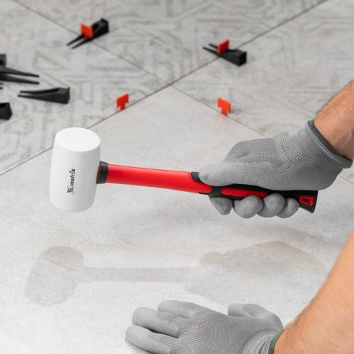 Киянка резиновая, 225 г, белая резина, фибергласовая рукоятка Matrix по ценам производителя в Челябинске с доставкой по всей России