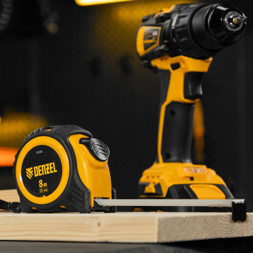 Рулетка 8м х 25мм, обрезиненный корпус, автоматическая фиксация Denzel по ценам производителя в Челябинске с доставкой по всей России