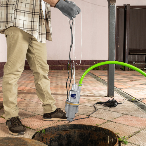 Вибрационный насос СВН300-15, верхний забор, 300 Вт, напор 75 м, 1200 л/ч, кабель 15 м Сибртех по ценам производителя в Челябинске с доставкой по всей России