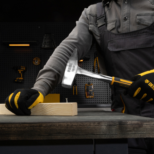 Молоток слесарный 800 г, цельнометаллический, двухкомпонентная рукоятка Denzel по ценам производителя в Челябинске с доставкой по всей России