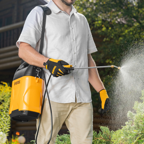 Опрыскиватель аккумуляторный D-5LI, 5 л, Li-Ion акк., 12 В, 2 Ач Denzel по ценам производителя в Челябинске с доставкой по всей России