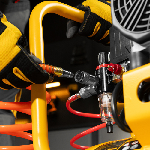 Компрессор безмасляный, малошумный DLS 2200/50, 2200 Вт, 2x1100, 50 л, 380 л/мин Denzel по ценам производителя в Челябинске с доставкой по всей России