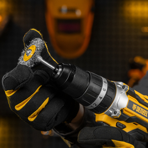 Набор щеток для дрели, 5 Плоских 25-38-50-63-75 мм, шпилька, нерж. вит. проволока Denzel по ценам производителя в Челябинске с доставкой по всей России