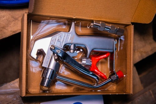 Окрасочный аппарат поршневой 320 бар, 3 кВт,  220 В TOR GD-1095 по ценам производителя в Челябинске с доставкой по всей России