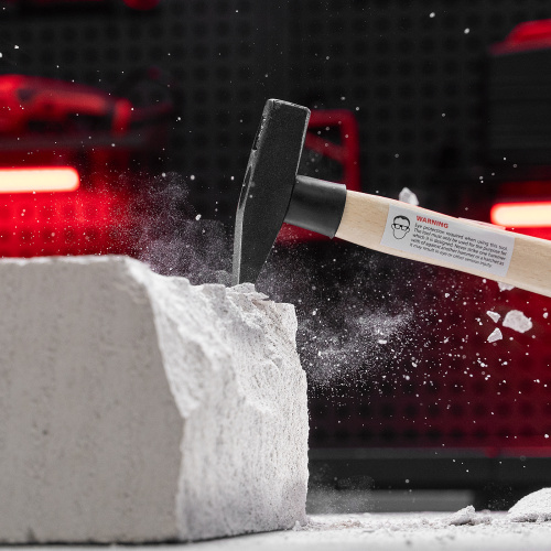 Молоток слесарный, 200 г, квадратный боек, деревянная рукоятка Matrix по ценам производителя в Челябинске с доставкой по всей России