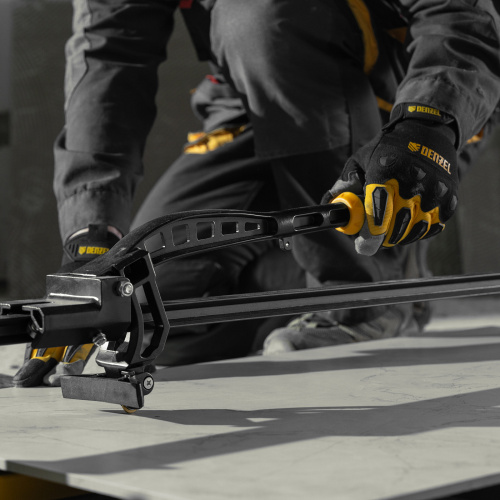 Плиткорез рельсовый 1000х16мм, каретка на подш., стальная станина, усил. рукоятка-пенал Denzel по ценам производителя в Челябинске с доставкой по всей России