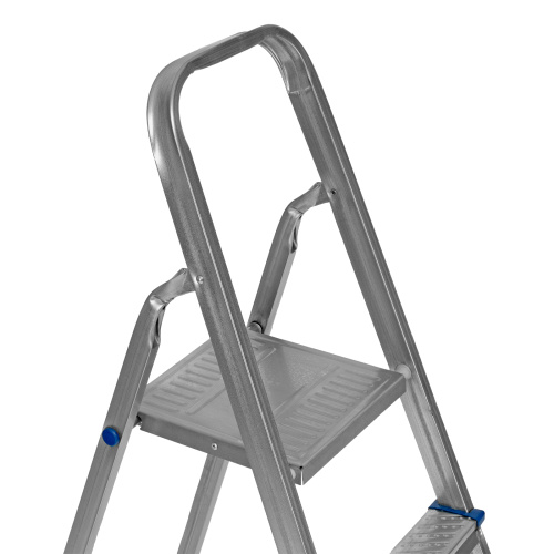 Стремянка, 6 ступеней, стальная, оцинкованная Сибртех по ценам производителя в Челябинске с доставкой по всей России