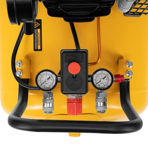 Компрессор воздушный BCV2200/100, ременный привод, 2.2 кВт, 100 литров, 370 л/мин Denzel по ценам производителя в Челябинске с доставкой по всей России