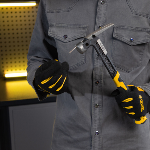 Молоток строительный 450 г, цельнокованый,боек с магнитом, двухкомп. обрезин. рук-ка Denzel по ценам производителя в Челябинске с доставкой по всей России