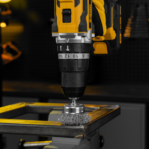 Набор щеток для дрели, 1 Плоская 50мм, 2 Чашки 25-50мм, шпилька, нерж. вит. проволока Denzel по ценам производителя в Челябинске с доставкой по всей России