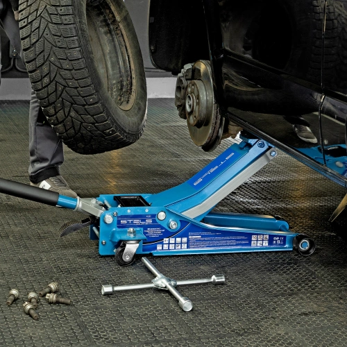 Домкрат гидравлический подкатной 3 т, быстрый подъем, Low profile quick lift, 75-505 мм, профессиональный STELS по ценам производителя в Челябинске с доставкой по всей России