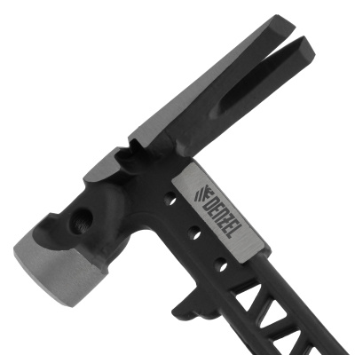 Молоток строительный 450 г, цельнокованый,боек с магнитом, двухкомп. обрезин. рук-ка Denzel по ценам производителя в Челябинске с доставкой по всей России