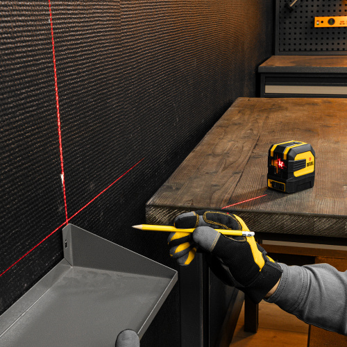 Лазерный уровень LX 02 Red, 20 м, 635 нм, резьба 1/4" Denzel по ценам производителя в Челябинске с доставкой по всей России