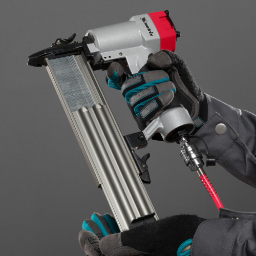 Нейлер пневматический для гвоздей от 10 до 50 мм Matrix по ценам производителя в Челябинске с доставкой по всей России