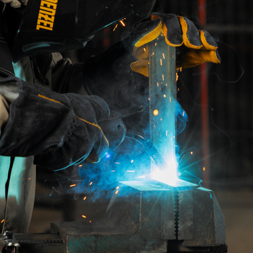 Аппарат инвертор. полуавтомат. cварки IMIG-200, 200 А, ПВ 60%, катушка 5 кг Denzel по ценам производителя в Челябинске с доставкой по всей России