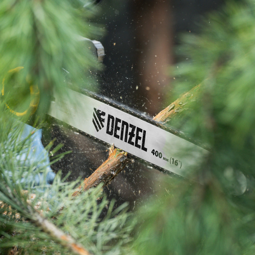 Пила цепная электрическая EDS-2000, 2 кВт,продольная, шина 40 см, шаг 3/8, паз 1.3 мм, 56 звеньев Denzel по ценам производителя в Челябинске с доставкой по всей России